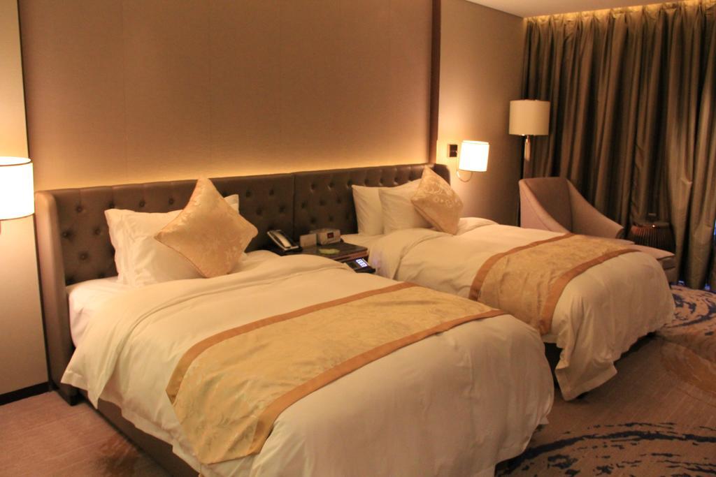 Howard Johnson Qinlu Plaza Yingtan Экстерьер фото