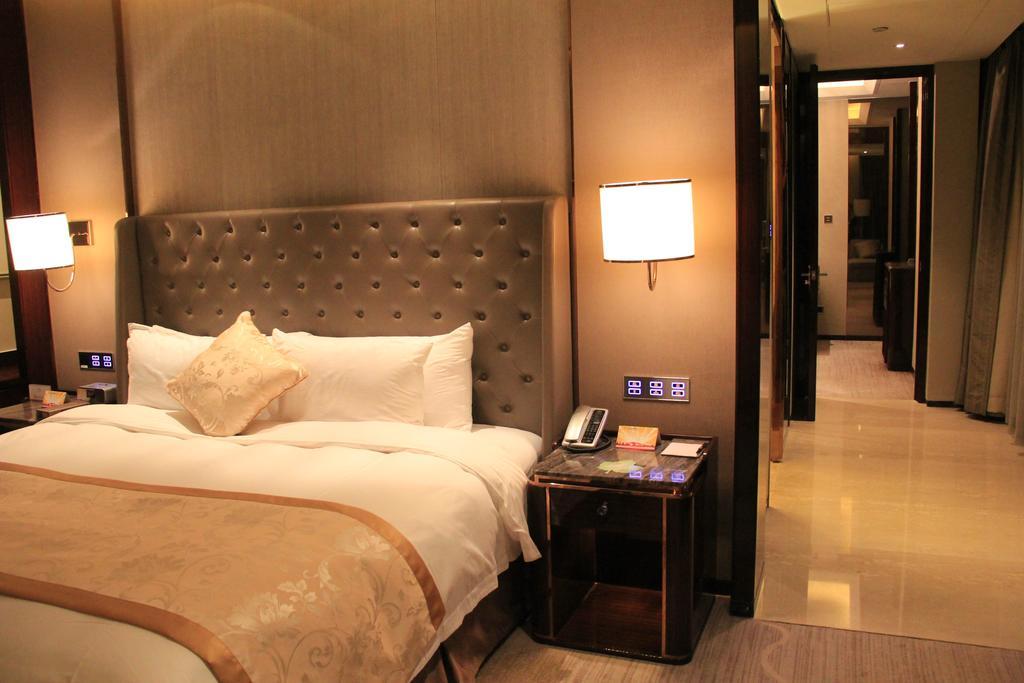 Howard Johnson Qinlu Plaza Yingtan Экстерьер фото